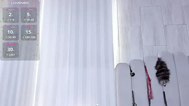 mileyerikson online show from November 19, 4:07 pm