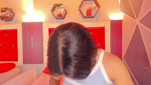 Karoll014 online show from March 23, 12:55 pm