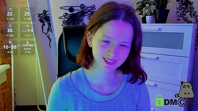 Alina Mills online show from September 17, 11:30 am