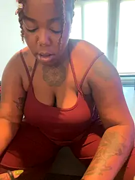 Goddess Nafeesha online show from September 24, 8:52 pm