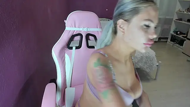 Lika8234 online show from October 19, 3:03 pm