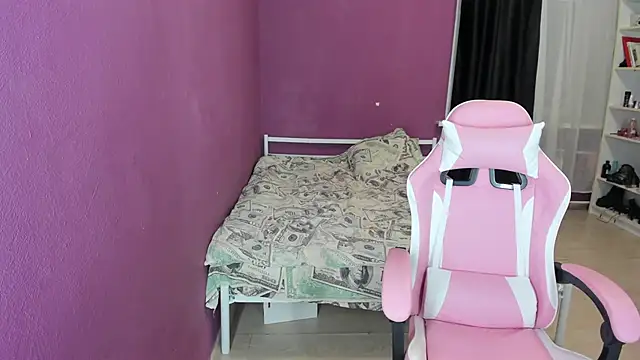 Lika8234 online show from September 14, 10:40 pm