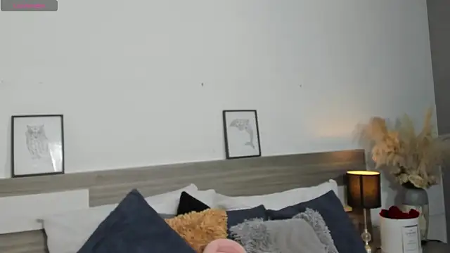 SaraaJhonsonn online show from April 11, 3:05 pm