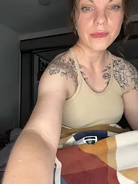 wildefaye online show from January 9, 9:52 pm