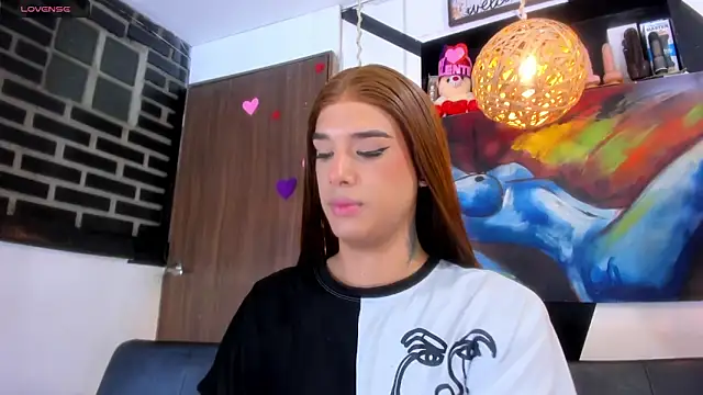 victoria aleia  online show from April 13, 3:19 am