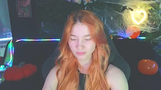 erikabrian online show from October 28, 2:06 am