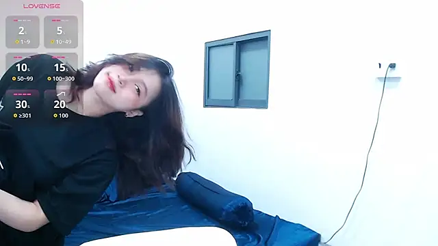 Lin SiYee online show from November 5, 1:05 pm