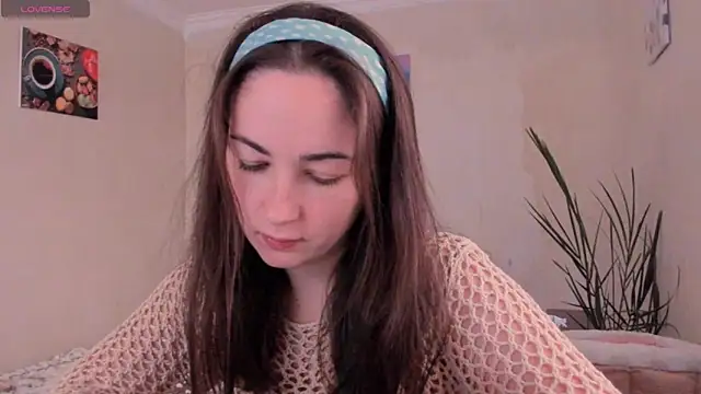 Snapshot of cClandesTina chatting on October 2, 2:11 pm cClandesTina online show from October 2, 2:11 pm