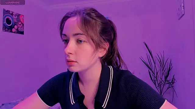 Snapshot of cClandesTina chatting on October 11, 9:28 pm cClandesTina online show from October 11, 9:28 pm