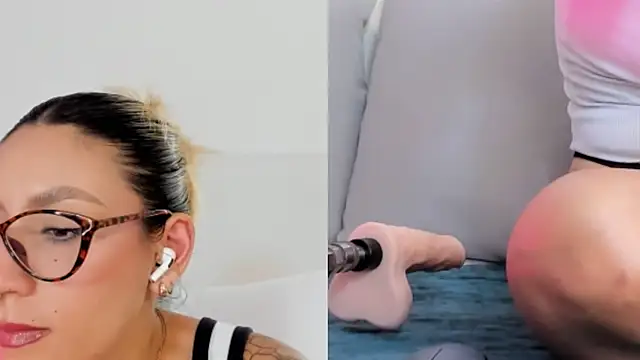 Emily robertss online show from April 1, 7:22 pm