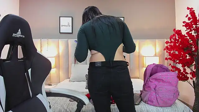 sara parker069 online show from September 18, 1:20 pm