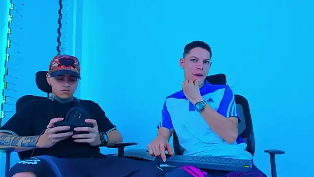 HOT boy2025 online show from November 9, 12:49 am