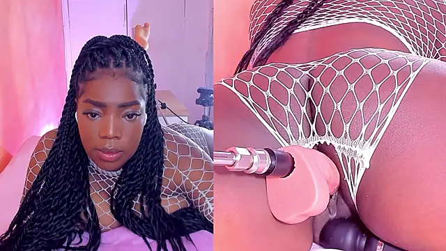 zoeethompson cm online show from March 29, 10:58 am