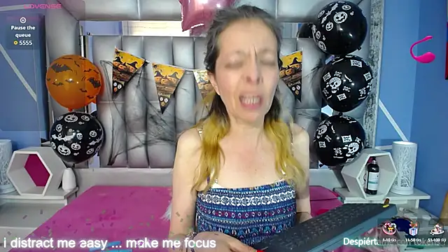 Snapshot of sophia_ny chatting on October 9, 1:59 pm sophia ny online show from October 9, 1:59 pm