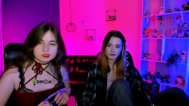 liana kisses online show from February 7, 10:35 pm