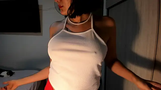 misstoya online show from April 7, 4:47 am