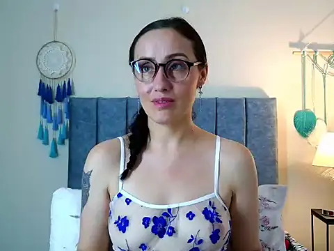 IberianMoonMK online show from October 5, 6:35 pm