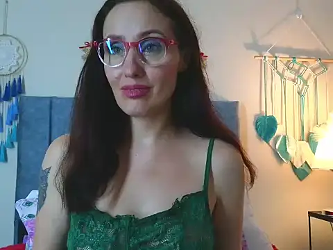 IberianMoonMK online show from November 30, 7:40 pm