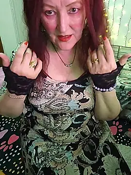 SabrinaXlovess online show from April 6, 4:30 pm