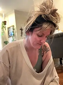 foreverzays online show from December 1, 10:34 pm