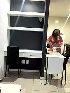 ToddlingFerret online show from November 18, 4:41 pm