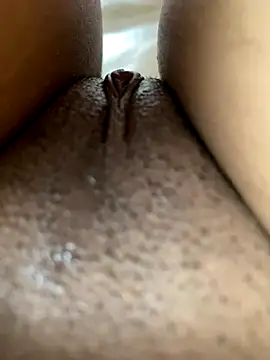 Snapshot of lili_fire69 chatting on October 29, 1:04 pm lili fire69 online show from October 29, 1:04 pm