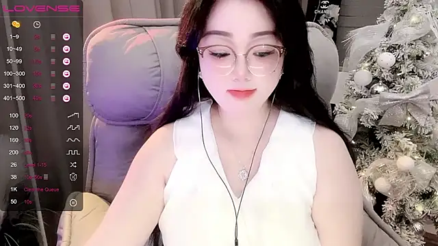 Snapshot of Monica-888 chatting on September 26, 2:47 pm Monica-888 online show from September 26, 2:47 pm