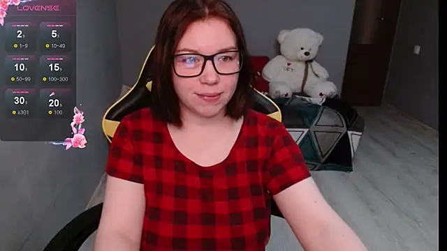 Snapshot of Emily_Amorre chatting on September 24, 1:48 am Emily Amorre online show from September 24, 1:48 am