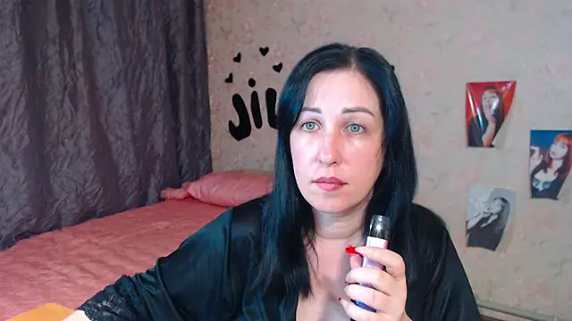 JillStevens online show from November 17, 11:38 pm