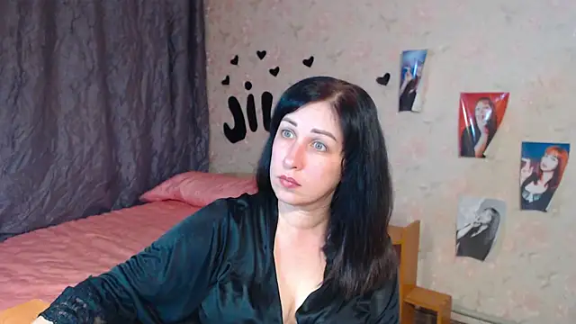 Snapshot of JillStevens chatting on September 11, 6:30 pm JillStevens online show from September 11, 6:30 pm