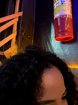 Karolina-Safadinha online show from October 12, 1:41 am