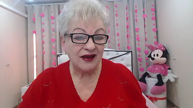 KayleSmoll online show from February 10, 8:01 pm