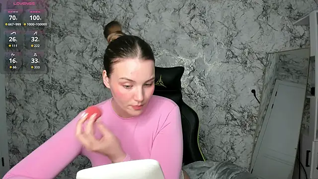 DeniRicchii online show from April 9, 6:57 pm