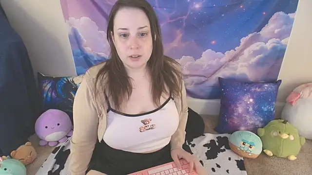 MilkyBunny online show from March 18, 5:07 pm