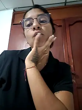 Sofythom1 online show from March 21, 4:39 am