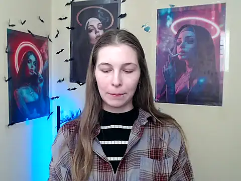 StrangerGi online show from January 15, 7:47 am