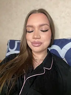 bunnyrich online show from February 24, 8:40 pm