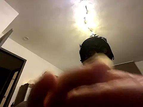 Marilou1983 online show from January 13, 5:50 pm