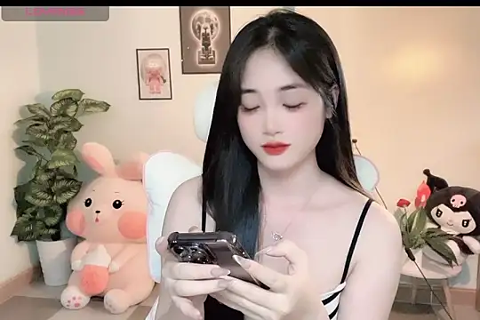  Aimy  online show from December 4, 7:43 am