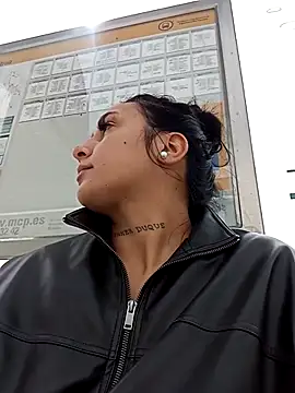 Juanamd1 online show from May 13, 9:59 am