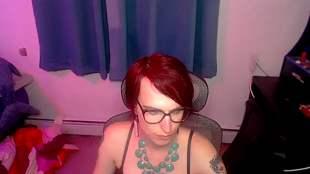 Snapshot of RyffBurnz chatting on September 25, 4:44 am RyffBurnz online show from September 25, 4:44 am