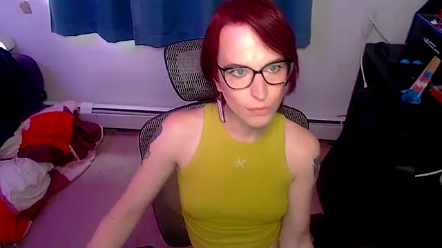 Snapshot of RyffBurnz chatting on September 29, 3:39 pm RyffBurnz online show from September 29, 3:39 pm