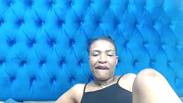 SpicyQueenxxxx online show from April 12, 6:43 pm