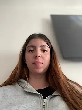 Cloew Marz online show from February 11, 8:32 pm