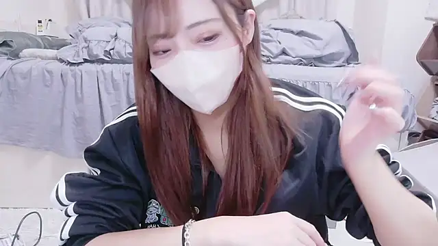 Snapshot of _chanMOMO_ chatting on October 27, 11:39 am  chanMOMO  online show from October 27, 11:39 am