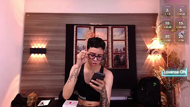 Cutie Shy  online show from November 11, 7:33 pm