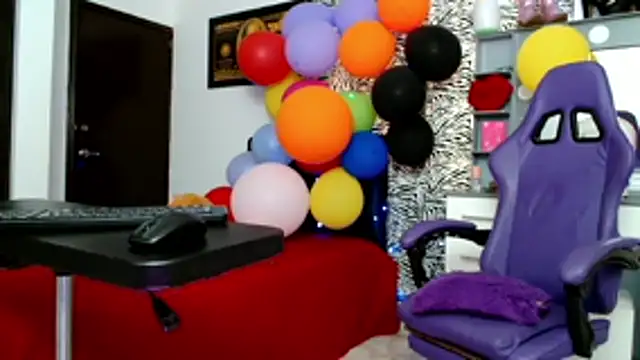 sexy bunny hot online show from June 18, 5:07 pm