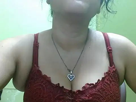 LOVERIAKOL online show from April 7, 6:54 pm