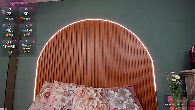 NayeCloud online show from November 5, 3:34 am