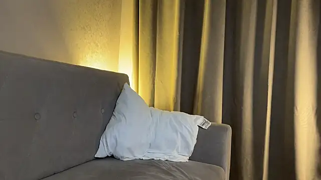 weshycouple online show from March 27, 7:25 pm